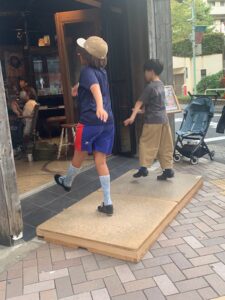外も中も、元気よく。